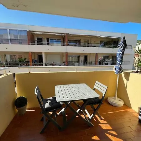Apartment Superbe Au Bord De La A Sete
